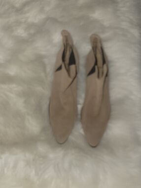 Women’s Beige Slingback Pumps - Elegant Neutral Heels